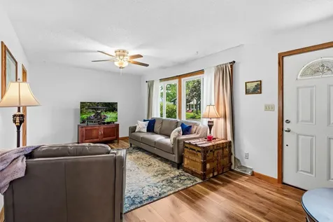 1953 Lakeaires Boulevard White Bear Lake MN 55110