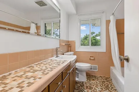 8012 Westwood Hills Drive Saint Louis Park MN 55426