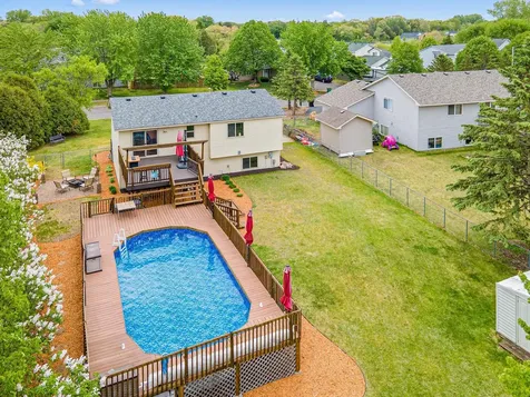 3343 Quarry Avenue Anoka MN 55303