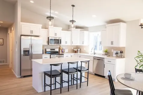 1434 66 Avenue S Fargo ND 58104
