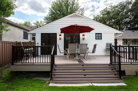 524 Mississippi River Boulevard S Saint Paul MN 55116
