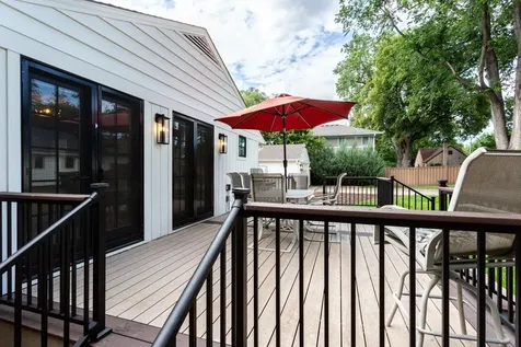 524 Mississippi River Boulevard S Saint Paul MN 55116