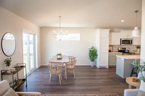 6794 Meadow View Drive S Fargo ND 58104