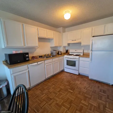 8704 Bass Creek Avenue N Brooklyn Park MN 55428