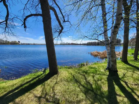 250 Magnor Lake Court Clayton WI 54004