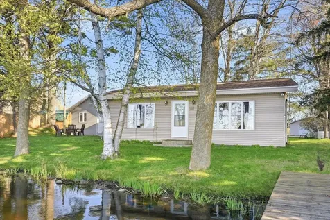 250 Magnor Lake Court Clayton WI 54004