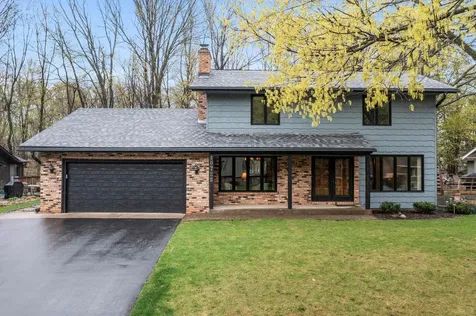 10725 34th Avenue N Plymouth MN 55441