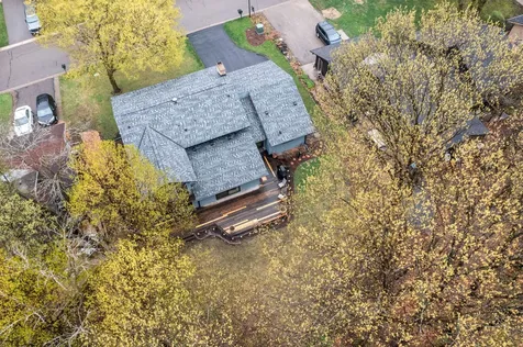 10725 34th Avenue N Plymouth MN 55441