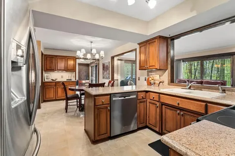 10725 34th Avenue N Plymouth MN 55441