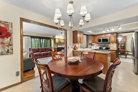 10725 34th Avenue N Plymouth MN 55441