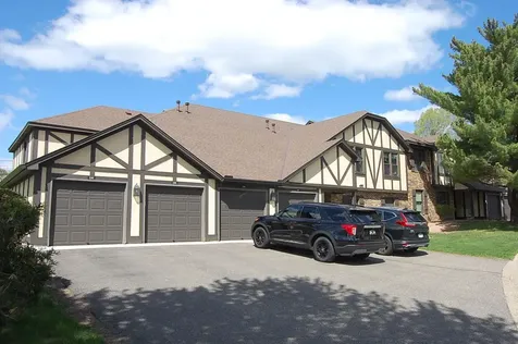 5201 Balmoral Lane Bloomington MN 55437