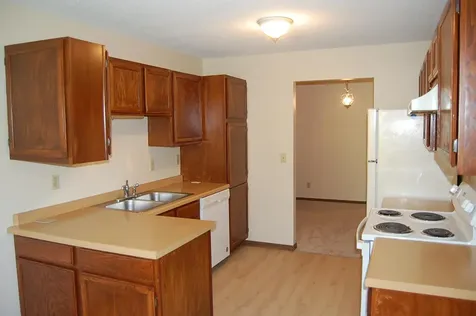 5201 Balmoral Lane Bloomington MN 55437