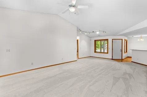 6543 Riverwood Lane Brooklyn Center MN 55430