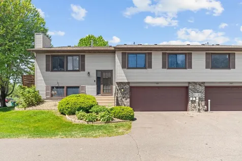 1013 122nd Avenue NE Blaine MN 55434