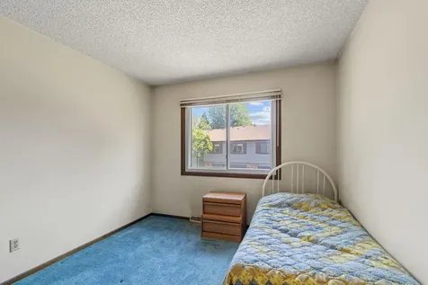 1013 122nd Avenue NE Blaine MN 55434