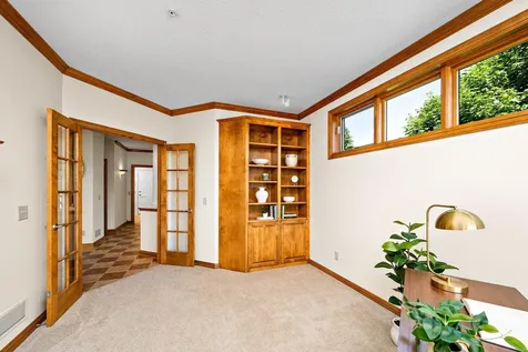 101 Willoughby Way E Minnetonka MN 55305