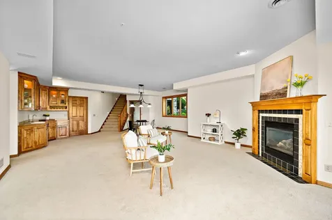 101 Willoughby Way E Minnetonka MN 55305