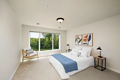101 Willoughby Way E Minnetonka MN 55305