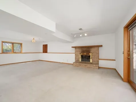 1523 Wellington Way Eagan MN 55122