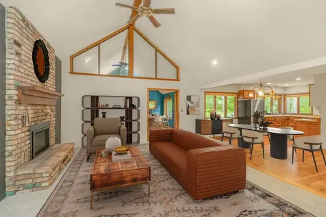 500 Robert Court Mahtomedi MN 55115