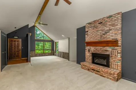 500 Robert Court Mahtomedi MN 55115