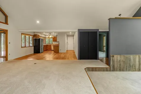 500 Robert Court Mahtomedi MN 55115