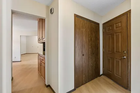 1641 61st Avenue NE Fridley MN 55432