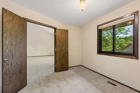 1641 61st Avenue NE Fridley MN 55432