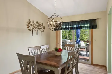 2287 Helmo Court N Oakdale MN 55128