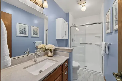 2287 Helmo Court N Oakdale MN 55128