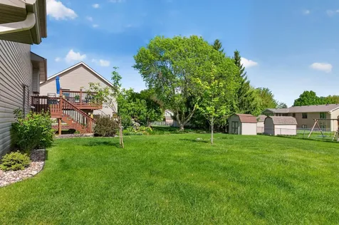 2287 Helmo Court N Oakdale MN 55128