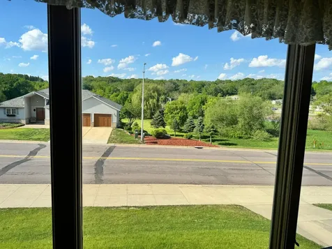 824 Brown Street Jackson MN 56143