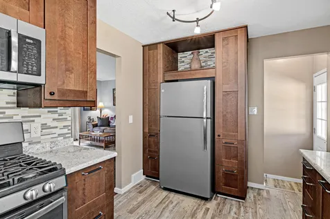 250 Macarthur Street E South Saint Paul MN 55075