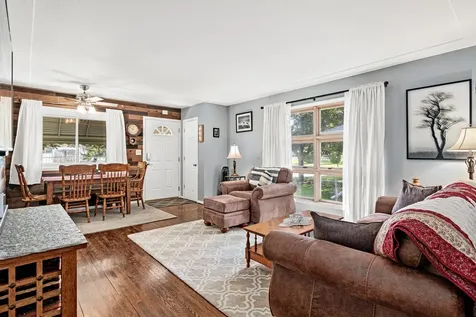 250 Macarthur Street E South Saint Paul MN 55075