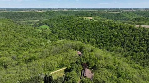 35423 Skyview Drive Winona MN 55987