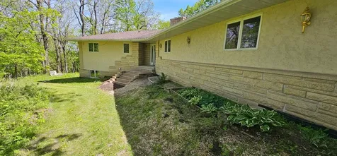 35423 Skyview Drive Winona MN 55987