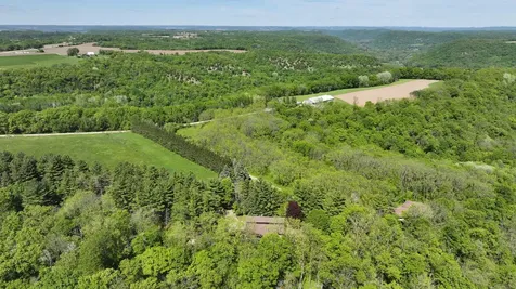 35423 Skyview Drive Winona MN 55987