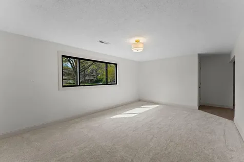 1600 Roosevelt Drive W Northfield MN 55057