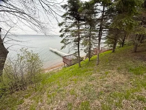 29823 Highland Loop Battle Lake MN 56515