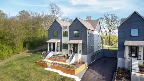 4725 Linden Cove Lane Savage MN 55378