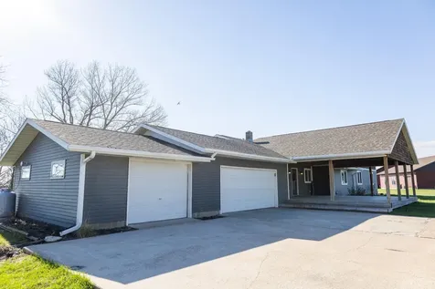 912 S Lafayette Avenue Fulda MN 56131