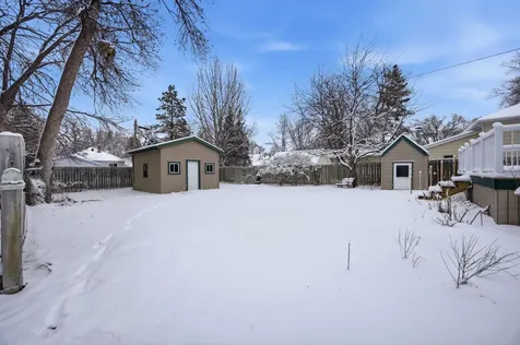 1641 8th Avenue S Fargo ND 58103