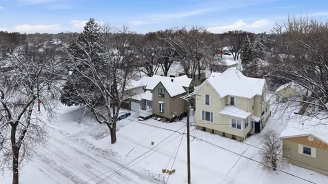 1641 8th Avenue S Fargo ND 58103