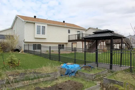 1611 Oakwood Drive West Fargo ND 58078