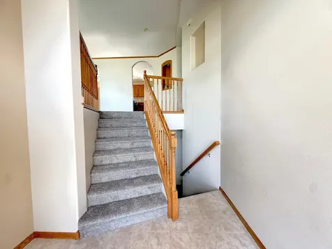 1611 Oakwood Drive West Fargo ND 58078