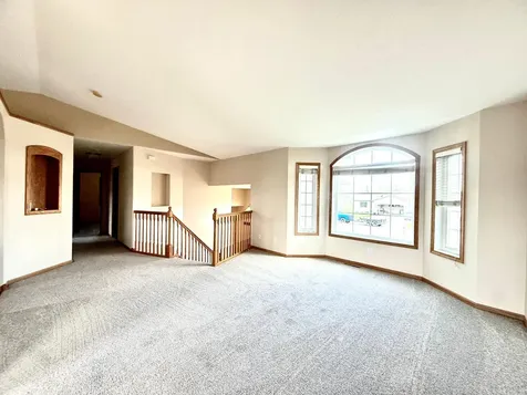 1611 Oakwood Drive West Fargo ND 58078