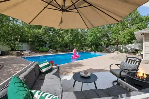 1917 Dixon Drive Bloomington MN 55431