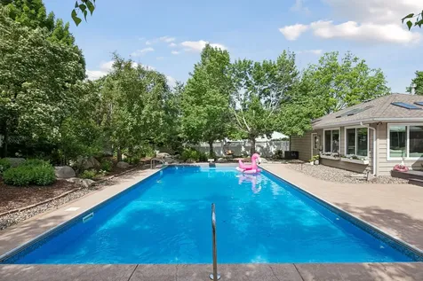 1917 Dixon Drive Bloomington MN 55431
