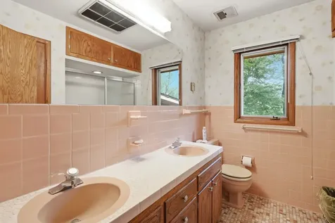 18415 14th Avenue N Plymouth MN 55447