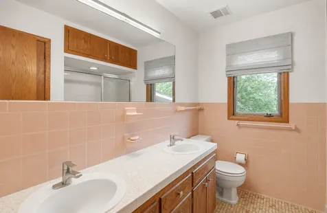 18415 14th Avenue N Plymouth MN 55447